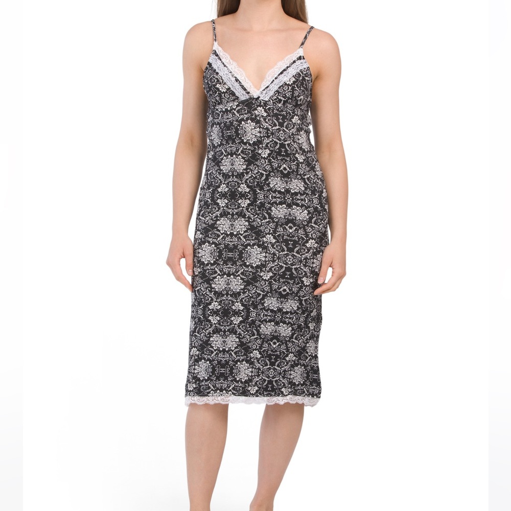 🌹NWT Studio Badgley Mischka Victoria Floral Chemise - S
